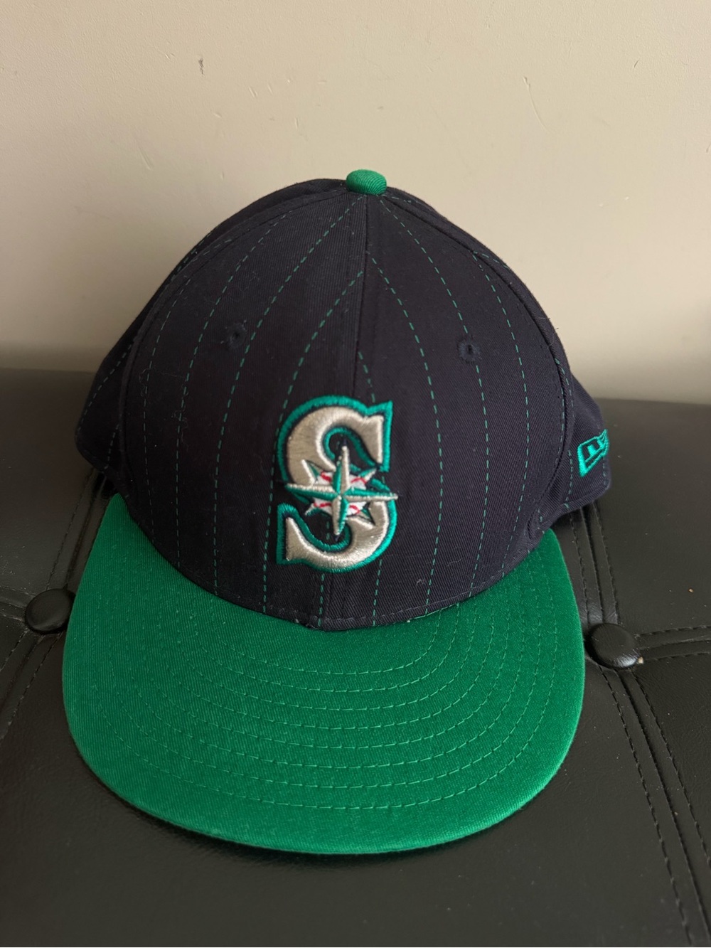 Vintage Seattle Mariners New Era Fitted Hat - Navy & Green